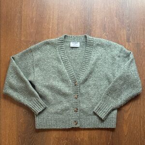 Old Navy Sweater